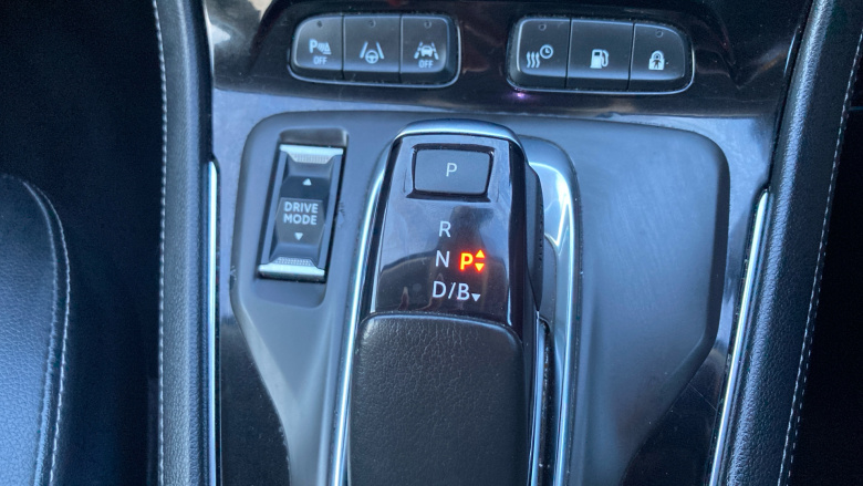 Vauxhall Grandland 1.6 Hybrid GS Line 5dr Auto Hatchback